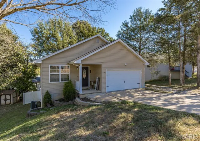 Single family home for sale at 2113 Meadow Brk, De Soto, MO 63020 | MLS# MIS26065539