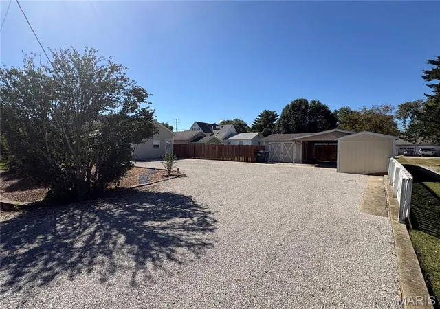 Photo 47 of Single family home for sale at 203 W Kell St, Worden, IL 62097 | MLS# MIS26065543 | Listing updated on 2026-10-13