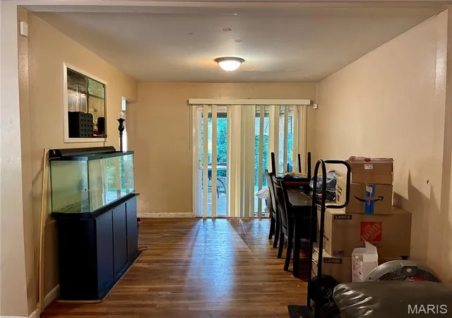Photo 4 of Single family home for sale at 113 Forestwood Dr, Saint Louis, MO 63135 | MLS# MIS26065544 | Listing updated on 2026-10-12