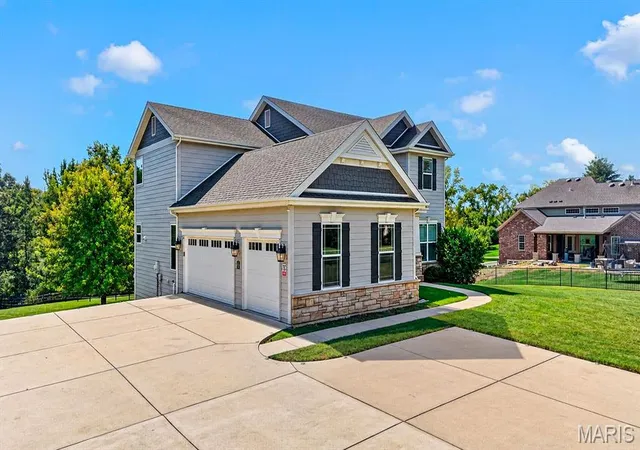 Photo 2 of Single family home for sale at 12372 S 40 Drive, Saint Louis, MO 63141 | MLS# MIS26065553 | Listing updated on 2026-10-29