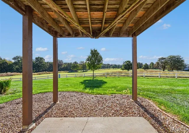 Photo 3 of Sale Pending at 4 Putting Green Dr, O Fallon, MO 63368 | MLS# MIS26065555 | Listing updated on 2026-10-19