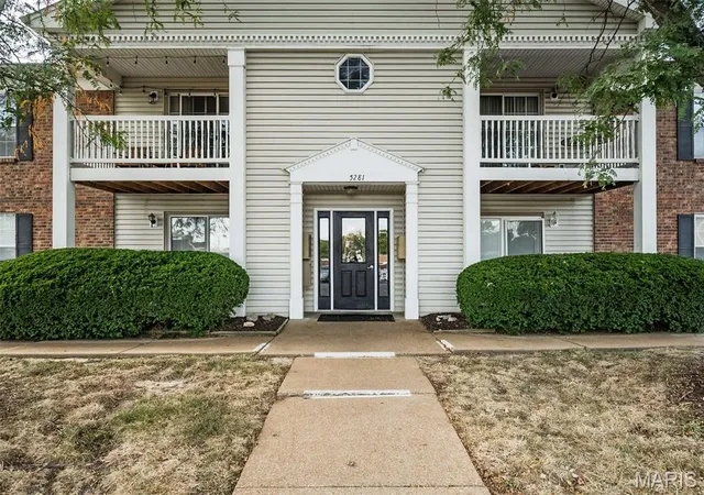Photo 1 of Condo for sale at 5281 Cricket Glen Ct #G, Saint Louis, MO 63129 | MLS# MIS26065566 | Listing updated on 2026-10-16