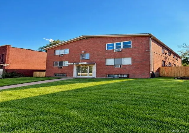 Photo 1 of Multi family home for sale at 5772 W Florissant Ave, Saint Louis, MO 63120 | MLS# MIS26065580 | Listing updated on 2026-10-19
