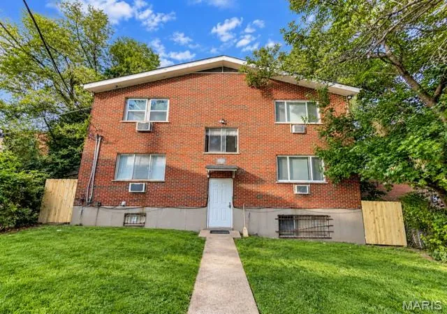 Photo 4 of Multi family home for sale at 5772 W Florissant Ave, Saint Louis, MO 63120 | MLS# MIS26065580 | Listing updated on 2026-10-19