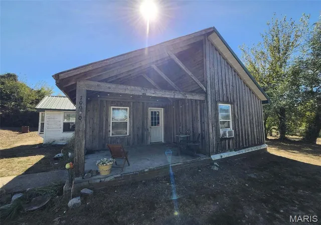 Photo 1 of Single family home for sale at 10090 M Sunshine Dr, Mountain Grove, MO 65711 | MLS# MIS26065583 | Listing updated on 2026-10-12