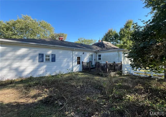 Photo 4 of Single family home for sale at 201 W King St, Sorento, IL 62086 | MLS# MIS26065594 | Listing updated on 2026-10-12