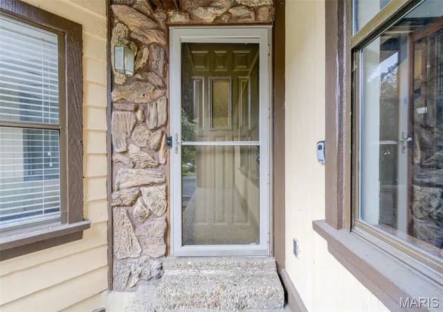 Photo 3 of Single family home for sale at 533 Snipes Dr, Saint Charles, MO 63303 | MLS# MIS26065598 | Listing updated on 2026-10-16
