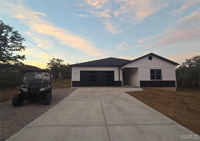 Photo 2 of Single family home for sale at 777 Maggie Cir, Bonne Terre, MO 63628 | MLS# MIS26065617 | Listing updated on 2026-10-13