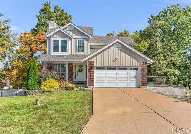 Photo 1 of Sale Pending at 3062 Brentmoor Dr, Arnold, MO 63010 | MLS# MIS26065619 | Listing updated on 2026-10-28