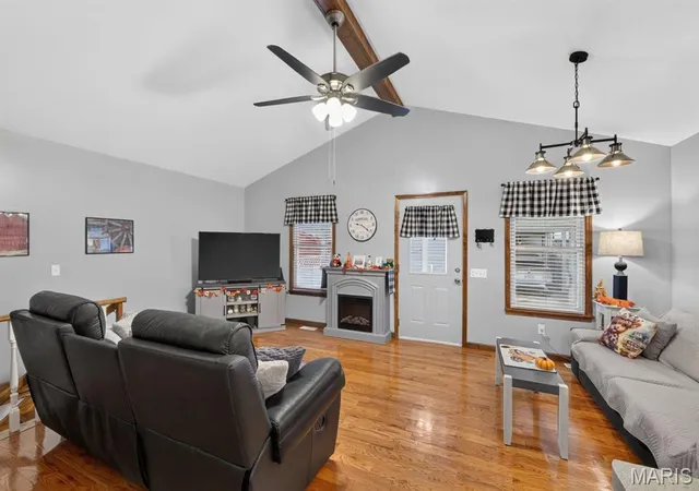 Photo 3 of Single family home for sale at 4967 Blow St, Saint Louis, MO 63109 | MLS# MIS26065620 | Listing updated on 2026-10-28