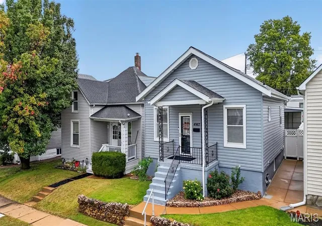 Photo 2 of Single family home for sale at 4967 Blow St, Saint Louis, MO 63109 | MLS# MIS26065620 | Listing updated on 2026-10-19