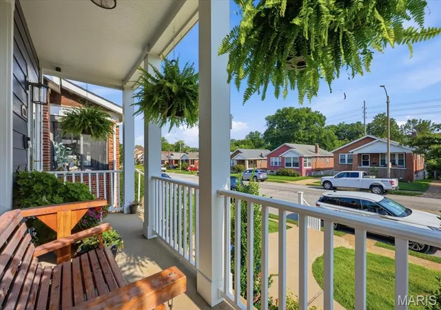 Photo 4 of Single family home for sale at 6420 Arsenal St, Saint Louis, MO 63139 | MLS# MIS26065637 | Listing updated on 2026-10-14