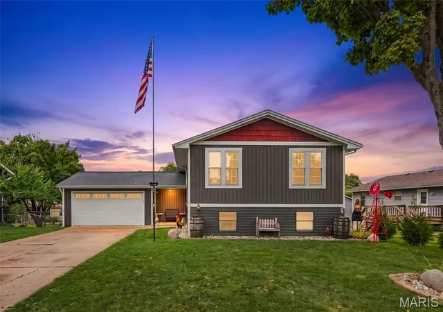 Single family home for sale at 113 El Perro Dr, Saint Peters, MO 63376 | MLS# MIS26065653