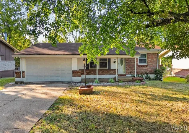 Photo 1 of Single family home for sale at 2522 Hackman Dr, Saint Louis, MO 63136 | MLS# MIS26065659 | Listing updated on 2026-10-14