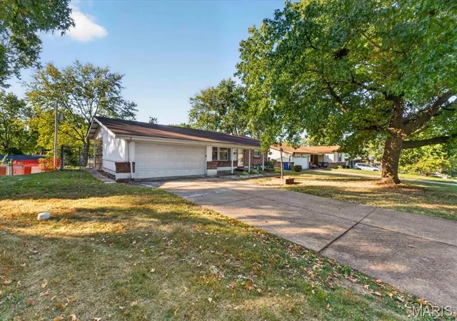 Photo 4 of Single family home for sale at 2522 Hackman Dr, Saint Louis, MO 63136 | MLS# MIS26065659 | Listing updated on 2026-10-14