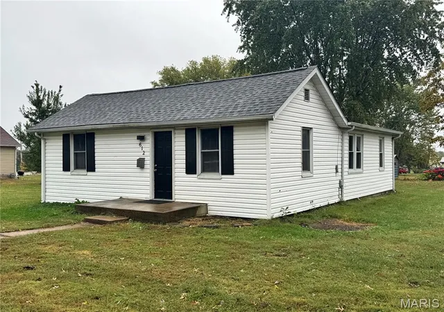 Single family home for sale at 612 E Jefferson Ave, Owensville, MO 65066 | MLS# MIS26065660
