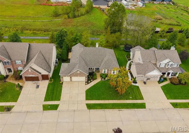 Photo 3 of Sale Pending at 324 Trailhead Way, O Fallon, MO 63368 | MLS# MIS26065671 | Listing updated on 2026-10-20