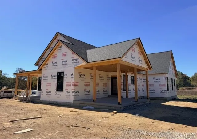 Photo 3 of Single family home for sale at 5071 Sunset Ridge, Farmington, MO 63640 | MLS# MIS26065674 | Listing updated on 2026-10-12