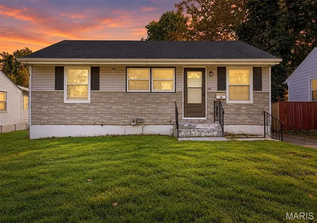 Photo 1 of Single family home for sale at 440 Midlothian Rd, Saint Louis, MO 63137 | MLS# MIS26065680 | Listing updated on 2026-10-18