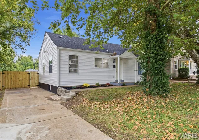 Single family home for sale at 6152 Wulff Dr, Saint Louis, MO 63134 | MLS# MIS26065682