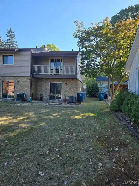 Listing Photo 1 - Condo for sale in 1503 Poplar St located at 1503 Poplar St, Highland, IL 62249 - Unit 1503 Poplar St