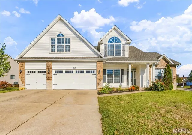 Single family home for sale at 4903 Summer Rain Dr, Wentzville, MO 63385 | MLS# MIS26065725
