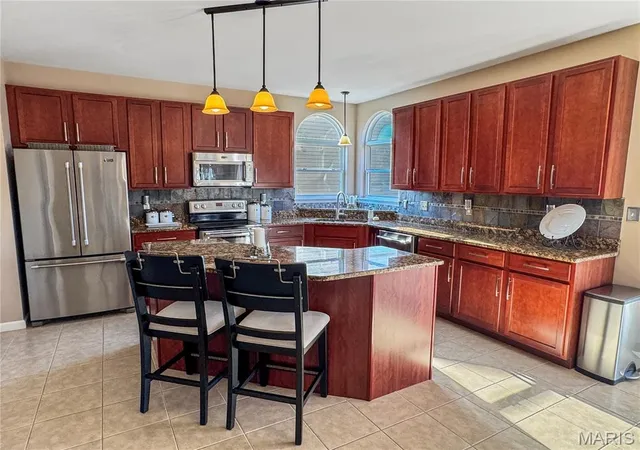 Photo 2 of Single family home for sale at 6804 Eagles View Dr, Pacific, MO 63069 | MLS# MIS26065727 | Listing updated on 2026-10-17