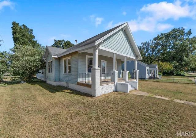 Photo 3 of Single family home for sale at 256 William St, Sikeston, MO 63801 | MLS# MIS26065729 | Listing updated on 2026-10-13