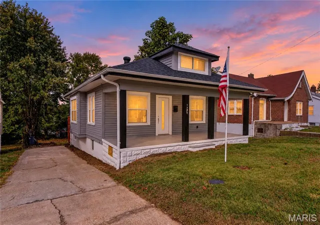 Photo 1 of Single family home for sale at 1321 Weleba Ave, Saint Louis, MO 63121 | MLS# MIS26065731 | Listing updated on 2026-10-23