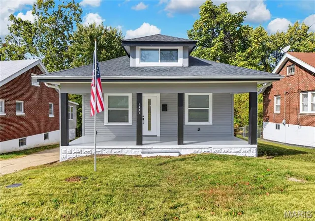 Photo 1 of Single family home for sale at 1321 Weleba Ave, Saint Louis, MO 63121 | MLS# MIS26065731 | Listing updated on 2026-10-23