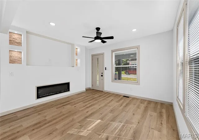Photo 4 of Single family home for sale at 1321 Weleba Ave, Saint Louis, MO 63121 | MLS# MIS26065731 | Listing updated on 2026-10-23
