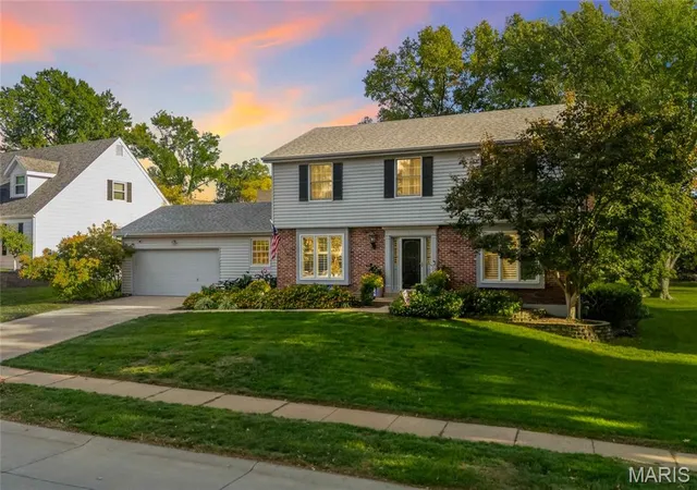 Single family home for sale at 15610 Cedarmill Dr, Chesterfield, MO 63017 | MLS# MIS26065736