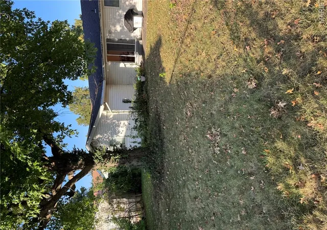 Photo 2 of Single family home for sale at 11965 Kingshead Dr, Florissant, MO 63033 | MLS# MIS26065742 | Listing updated on 2026-10-14