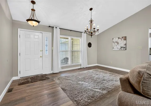 Photo 3 of Sale Pending at 1044 Treeshade Dr, Saint Peters, MO 63376 | MLS# MIS26065751 | Listing updated on 2026-10-18