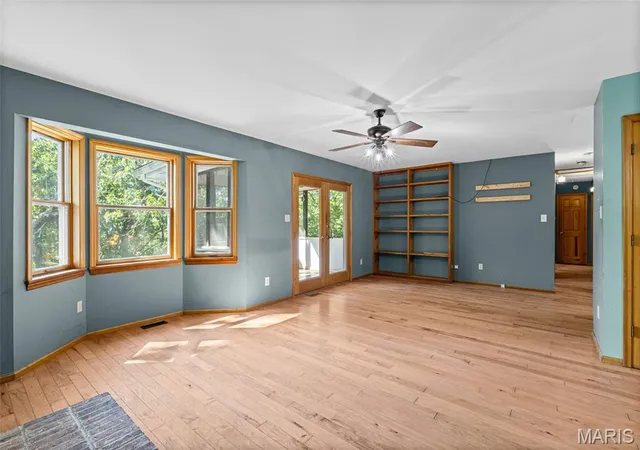 Photo 4 of Single family home for sale at 3056 Frisco Hl Rd, Imperial, MO 63052 | MLS# MIS26065755 | Listing updated on 2026-10-30