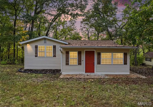 Photo 1 of Single family home for sale at 7411 Summit Dr, Cedar Hill, MO 63016 | MLS# MIS26065758 | Listing updated on 2026-10-19