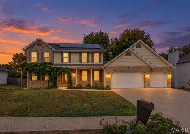 Photo 1 of Single family home for sale at 326 Fairwood Hills Rd, O Fallon, IL 62269 | MLS# MIS26065759 | Listing updated on 2026-10-20