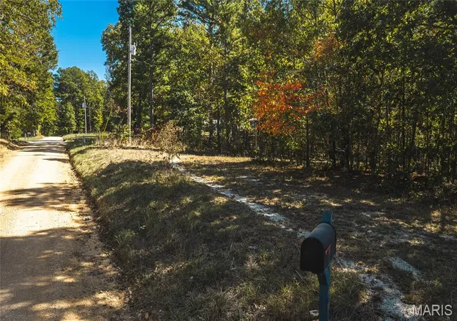 Photo 2 of Land for sale at 9560 Splitlimb Rd, Raymondville, MO 65555 | MLS# MIS26065765 | Listing updated on 2026-10-13