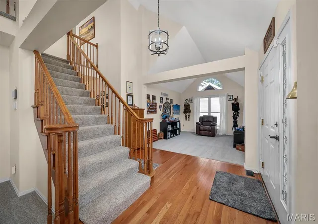 Photo 2 of Single family home for sale at 16752 Stanford Pl Dr, Florissant, MO 63034 | MLS# MIS26065774 | Listing updated on 2026-10-22