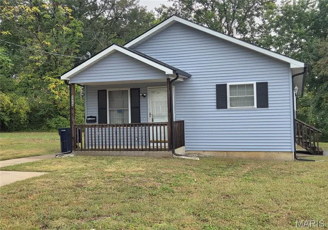 Single family home for sale at 4424 Rosewood Ave, Saint Louis, MO 63120 | MLS# MIS26065803