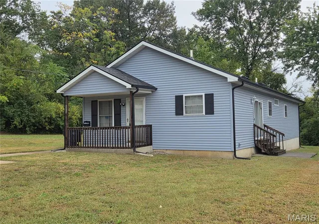 Photo 1 of Single family home for sale at 4424 Rosewood Ave, Saint Louis, MO 63120 | MLS# MIS26065803 | Listing updated on 2026-10-16