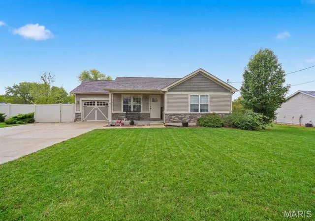 Single family home for sale at 10105 Krafton Rd, Potosi, MO 63664 | MLS# MIS26065809