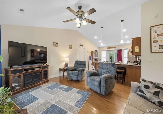 Photo 4 of Single family home for sale at 10105 Krafton Rd, Potosi, MO 63664 | MLS# MIS26065809 | Listing updated on 2026-10-26