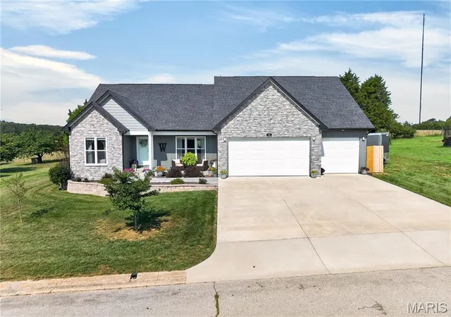 Single family home for sale at 13 Westwood Dr, Salem, MO 65560 | MLS# MIS26065812