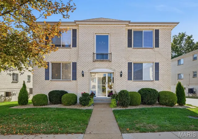 Photo 1 of Condo for sale at 12574 Chardin Pl #1, Saint Louis, MO 63128 | MLS# MIS26065815 | Listing updated on 2026-10-21