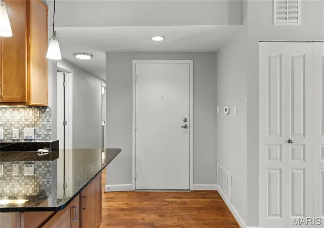 Photo 1 of Condo for sale at 5675 Waterman Blvd #31, Saint Louis, MO 63112 | MLS# MIS26065826 | Listing updated on 2026-10-13