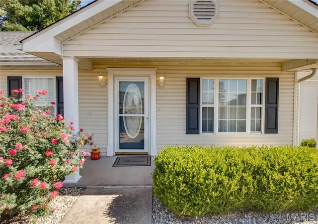 Photo 2 of Single family home for sale at 1207 Beaty Mound Rd, Jerseyville, IL 62052 | MLS# MIS26065829 | Listing updated on 2026-10-13