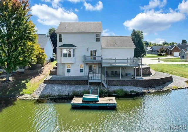 Photo 2 of Single family home for sale at 1033 Turtle Dove Trl, Waterloo, IL 62298 | MLS# MIS26065835 | Listing updated on 2026-10-14