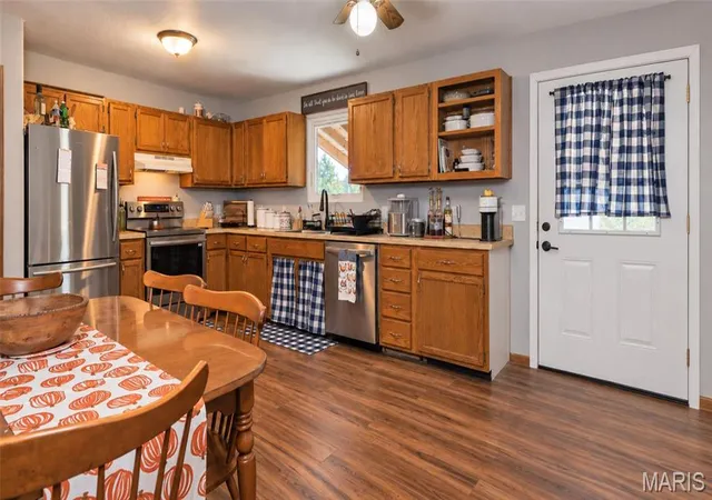 Photo 4 of Single family home for sale at 305 Woolsey St, Mountain View, MO 65548 | MLS# MIS26065836 | Listing updated on 2026-10-13