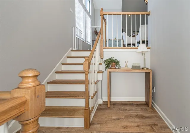 Photo 4 of Townhouse for sale at 1701 Highview Cir Ct, Ballwin, MO 63021 | MLS# MIS26065837 | Listing updated on 2026-10-19